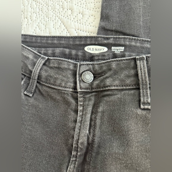 Old Navy Black Rockstar Super Skinny Jean - Picture 6 of 7